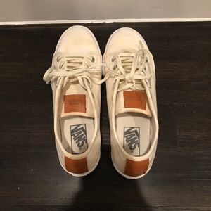 Women’s VANS size 8